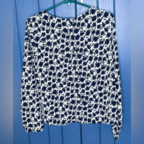 Black White Floral Shirt Juniors Medium Pointed Peter Pan Collar Whimsical Retro - Picture 5 of 5